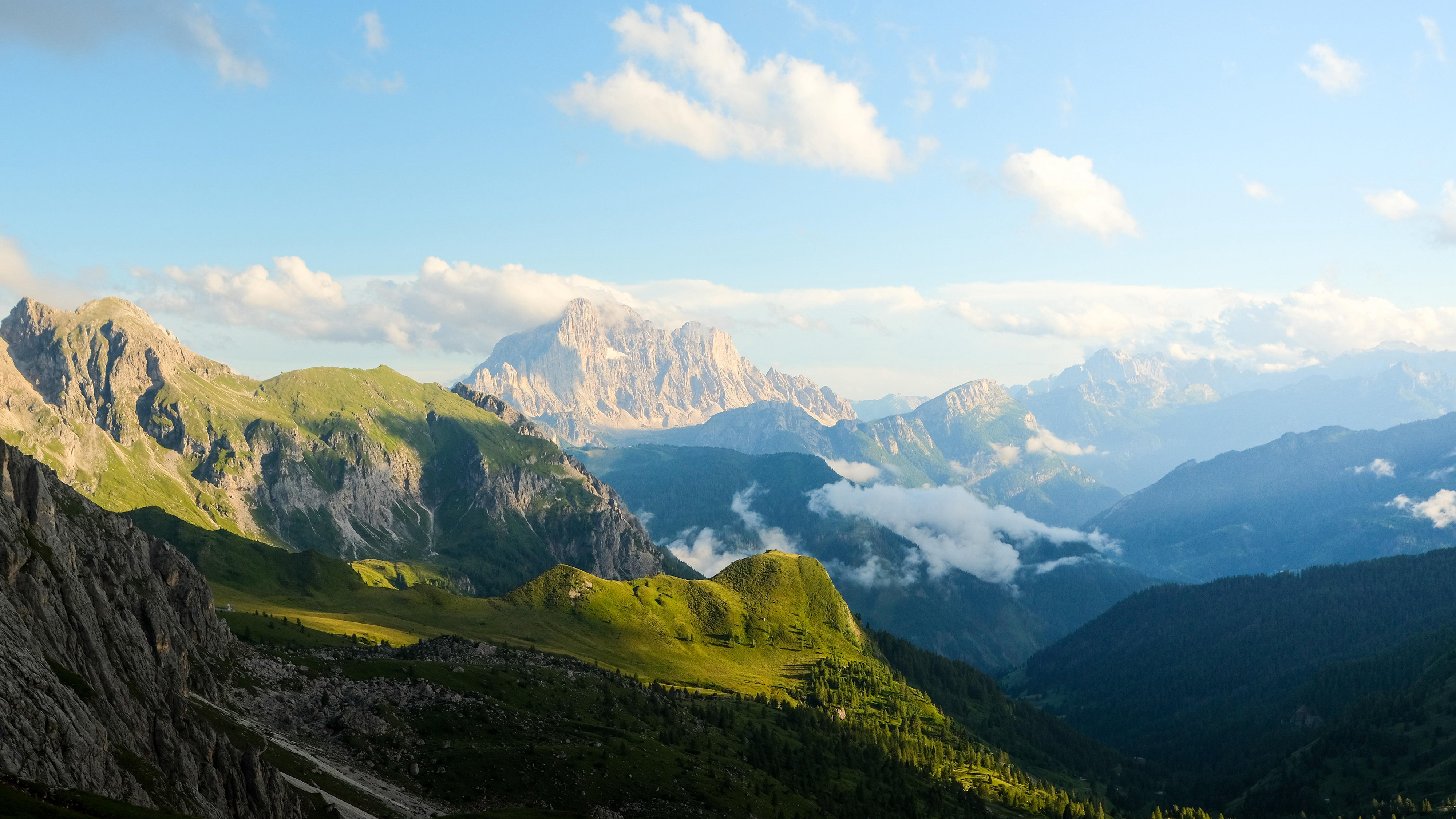 1mqcdj0eveningviewinthedolomitesoc6240x4160.jpg