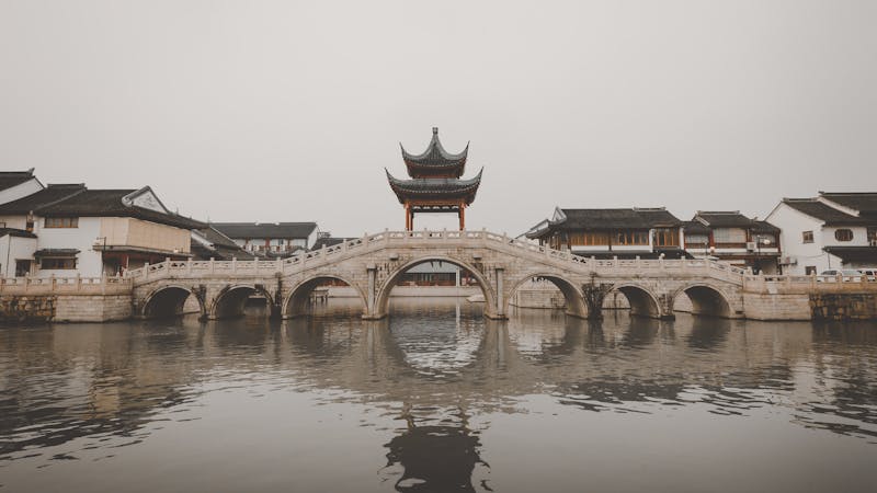 8pfh9jucqoywuteyer.jpg (3840x2159)