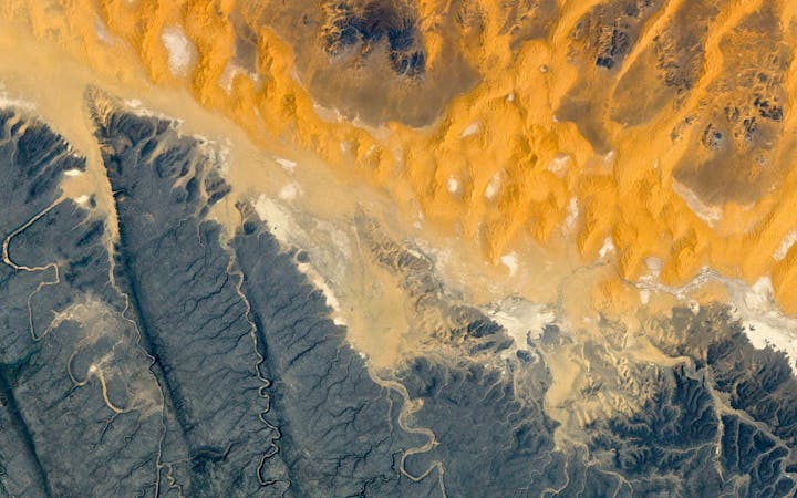 googleearthview1102.jpg (1920x1200)